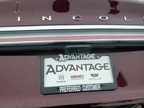 Burgundy Velvet Metallic Tinted Clearcoat 2022 Lincoln Nautilus Reserve