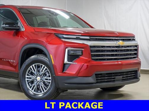 2024 Chevrolet Traverse LT