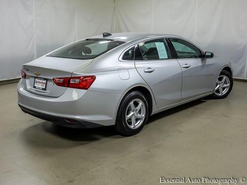 2017 Chevrolet Malibu 1LS