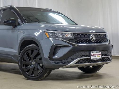 2024 Volkswagen Taos 1.5T SE