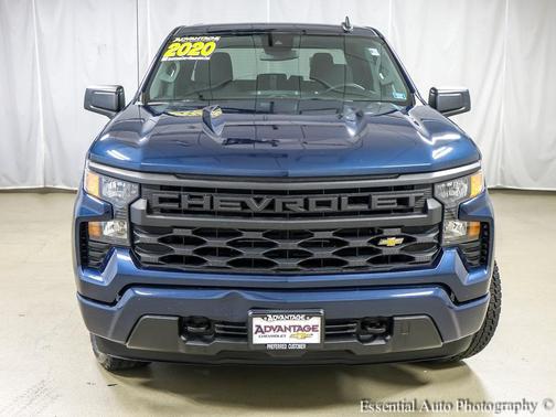 Northsky Blue Metallic 2022 Chevrolet Silverado 1500 Custom