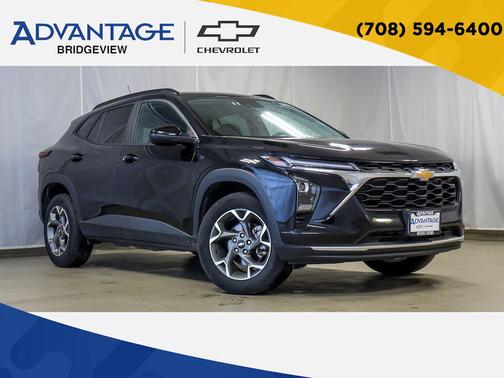 Mosaic Black Metallic 2025 Chevrolet Trax LT
