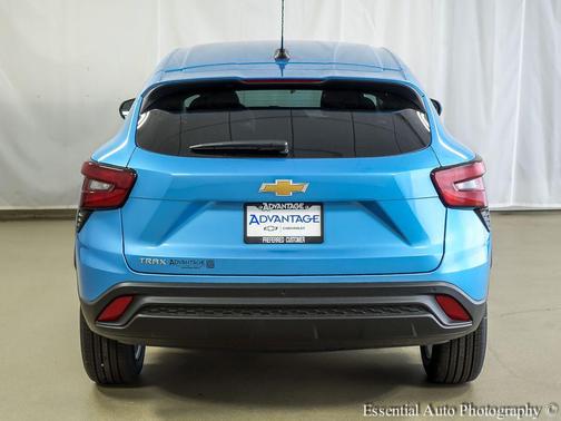 Marina Blue Metallic 2026 Chevrolet Trax LS