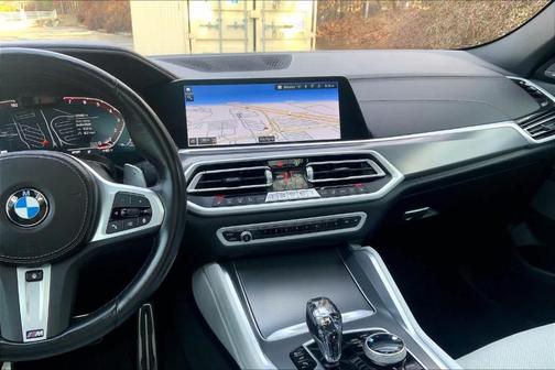 2023 BMW X6 xDrive40i