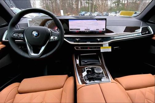 Mineral White Metallic 2026 BMW X5 xDrive40i