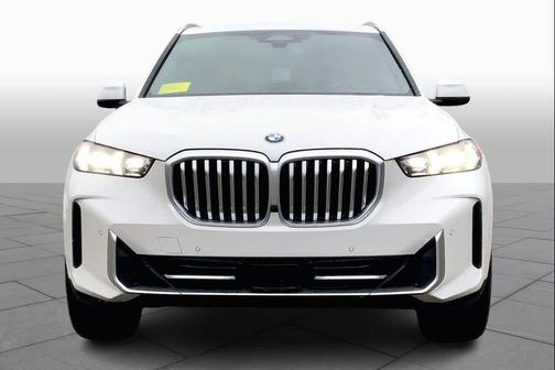 Mineral White Metallic 2026 BMW X5 xDrive40i