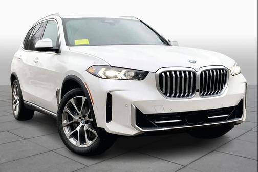 Mineral White Metallic 2026 BMW X5 xDrive40i