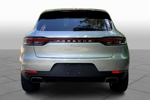 2021 Porsche Macan Base