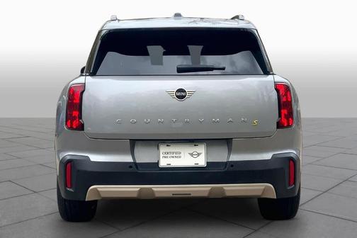 Silver 2025 MINI Countryman Base