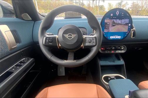 Silver 2025 MINI Countryman Base