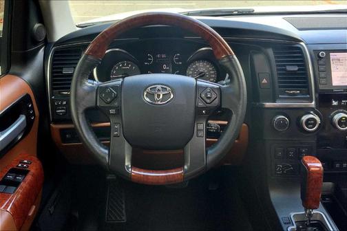 2020 Toyota Sequoia Platinum