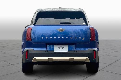2025 MINI Countryman Base