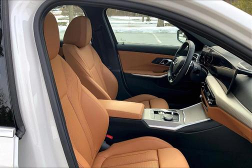 2025 BMW 330 i xDrive