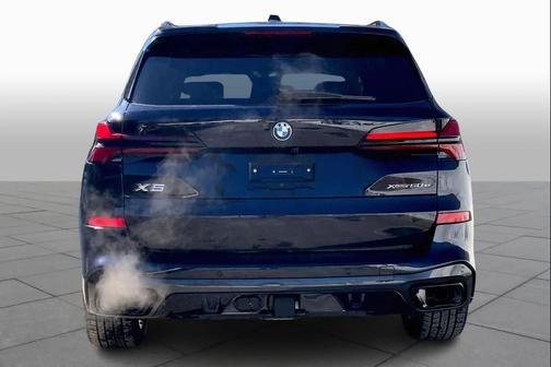 Carbon Black Metallic 2026 BMW X5 PHEV xDrive50e