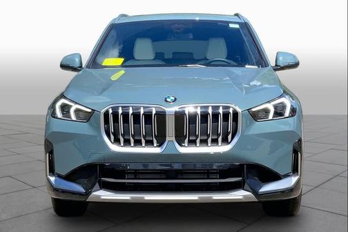 Cape York Green Metallic 2026 BMW X1 xDrive28i