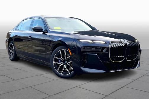 2026 BMW 750e xDrive