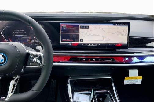 Carbon Black Metallic 2026 BMW 750e i xDrive