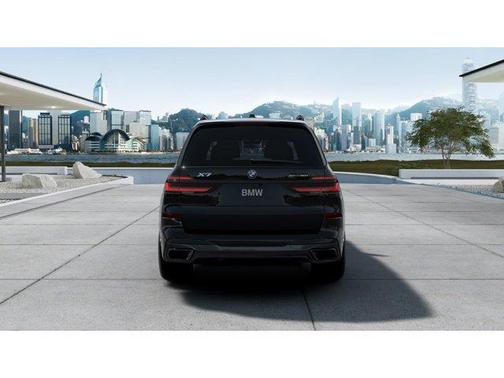 Black Sapphire Metallic 2027 BMW X7 xDrive40i