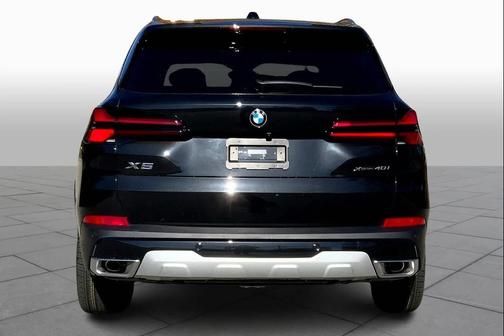 Black Sapphire Metallic 2026 BMW X5 xDrive40i