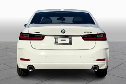 2025 BMW 330 i xDrive