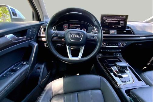 Florett Silver Metallic 2023 Audi Q5 45 S line Premium Plus