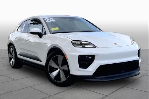 White 2024 Porsche Macan Macan Electric 4