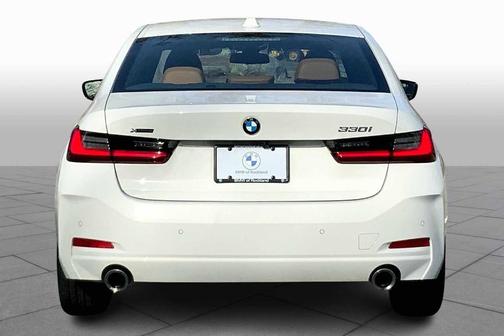 2024 BMW 330 i xDrive
