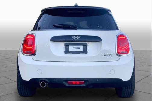 Pepper White 2019 MINI Hardtop Cooper