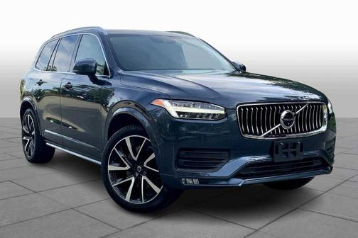 2020 Volvo XC90 T6 Momentum 7 Passenger