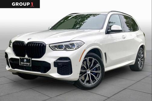 Mineral White Metallic 2023 BMW X5 M50i
