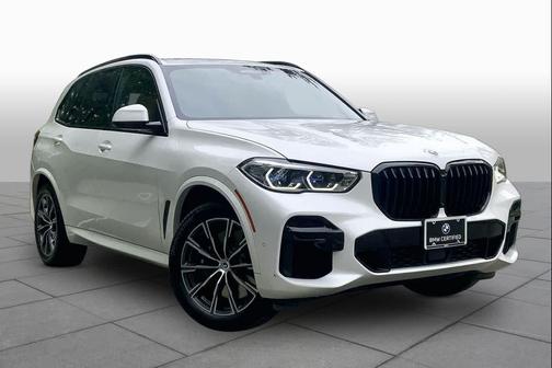 Mineral White Metallic 2023 BMW X5 M50i