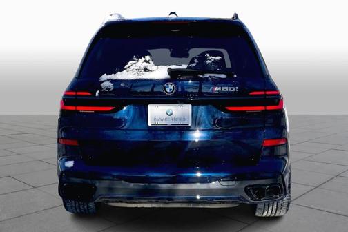 2025 BMW X7 M60i