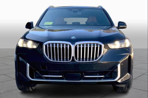 Black Sapphire Metallic 2026 BMW X5 PHEV xDrive50e
