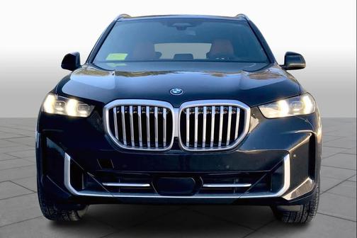 Black Sapphire Metallic 2026 BMW X5 PHEV xDrive50e