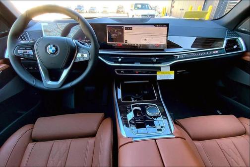 Black Sapphire Metallic 2026 BMW X5 PHEV xDrive50e