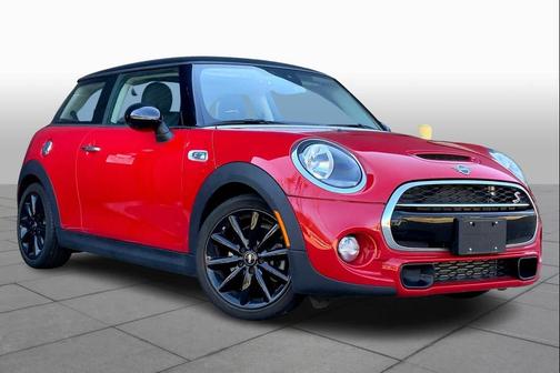 Chili Red 2019 MINI Hardtop Cooper S