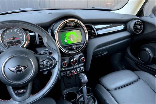 Chili Red 2019 MINI Hardtop Cooper S