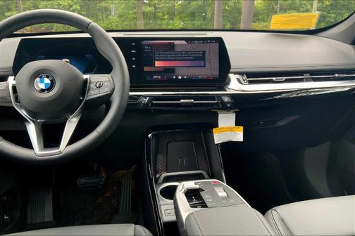 Alpine White 2026 BMW X1 xDrive28i