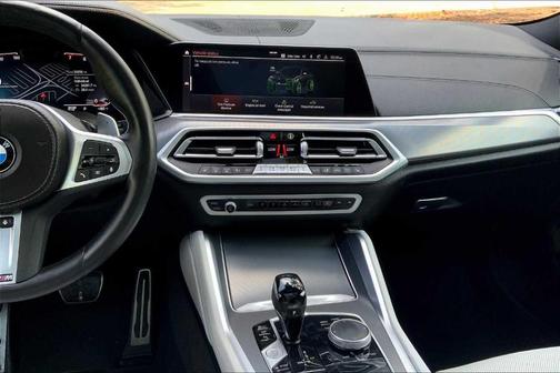 2023 BMW X6 xDrive40i