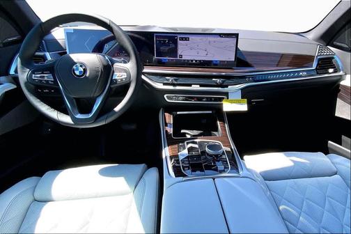 Dravit Grey Metallic 2026 BMW X5 PHEV xDrive50e