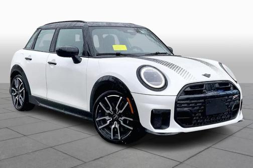 White Metallic 2026 MINI Hardtop S