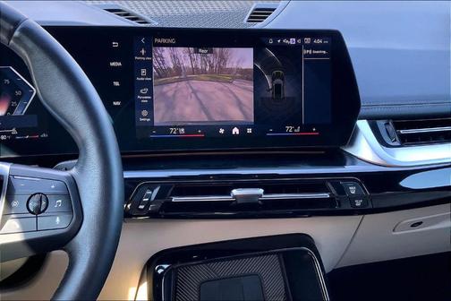 San Remo Green Metallic 2024 BMW X1 xDrive28i