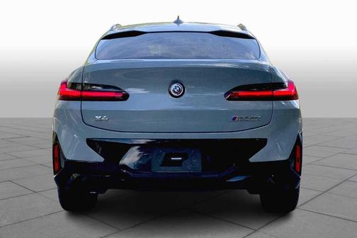2023 BMW X4 M40i
