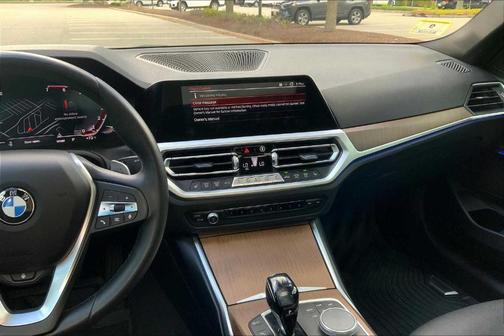 2020 BMW 330 i xDrive