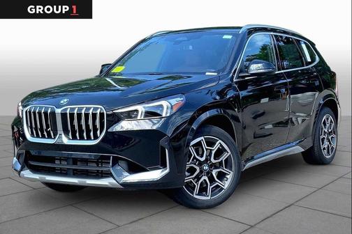 Black Sapphire Metallic 2026 BMW X1 xDrive28i