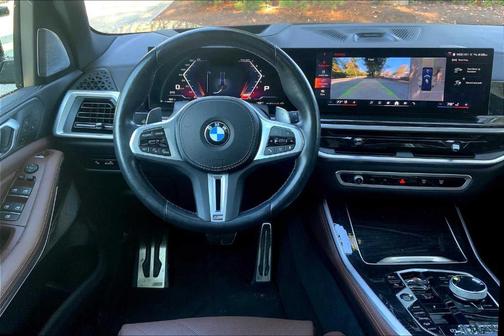 2024 BMW X5 M60i