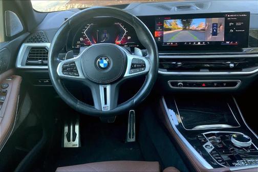 2024 BMW X5 M60i