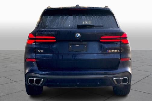 2024 BMW X5 M60i
