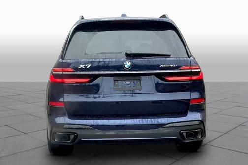 Tanzanite Blue II Metallic 2026 BMW X7 xDrive40i