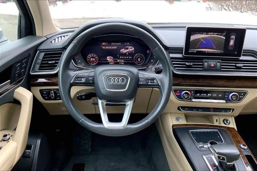 2020 Audi Q5 40 Premium Plus